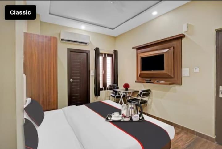 Hotel Green Apple Bareilly Dış mekan fotoğraf